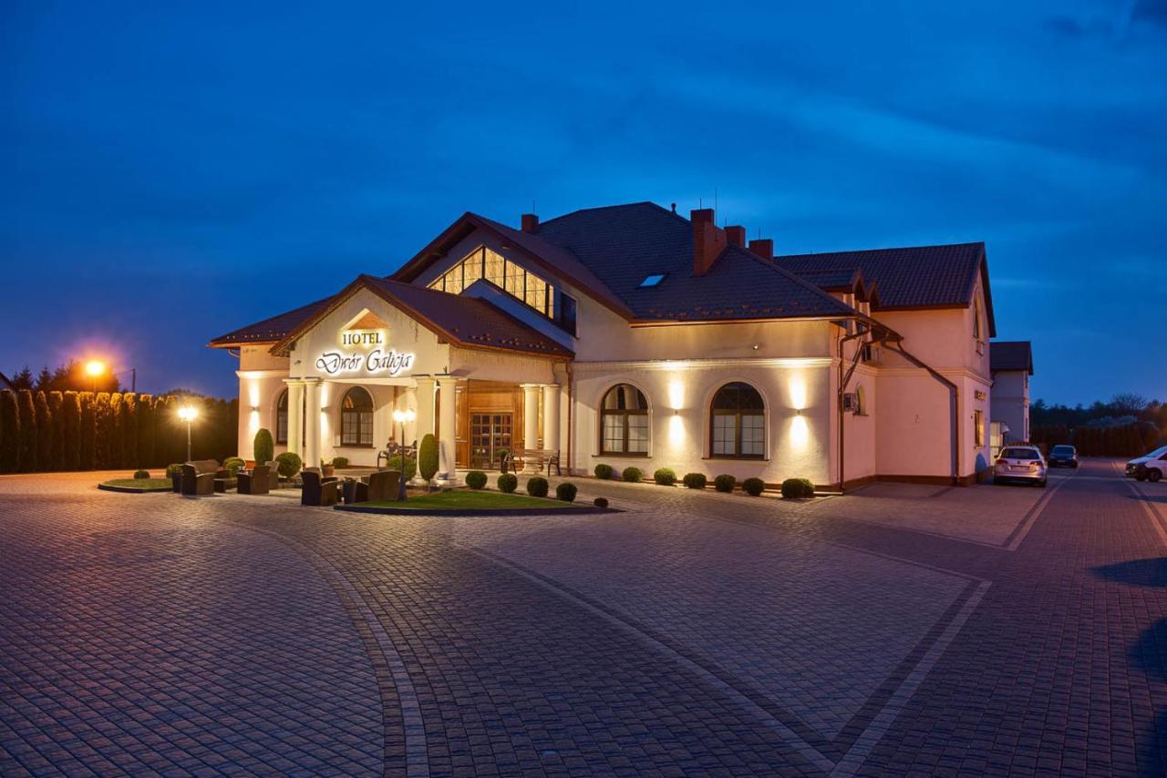 Hotel Dwór Galicja Stalowa Wola Exterior foto