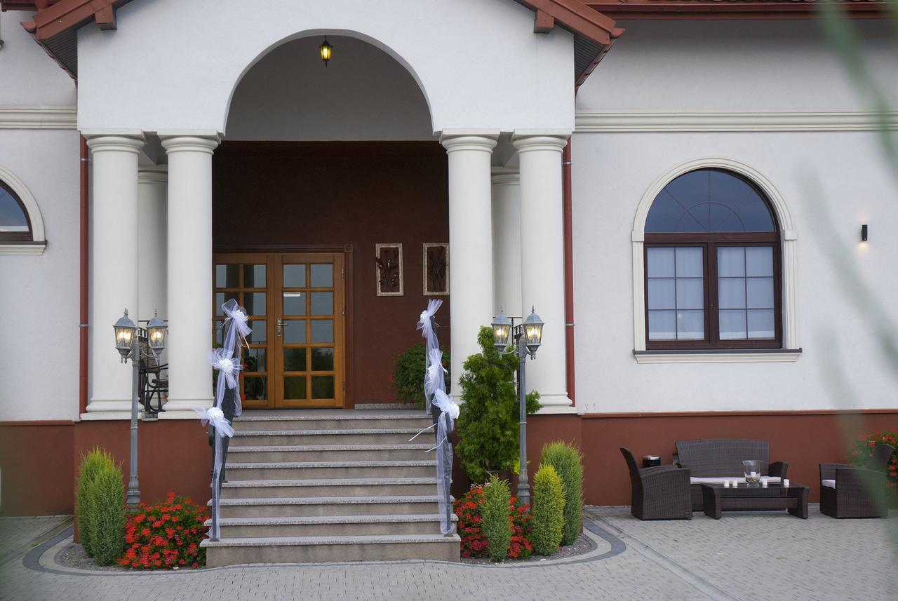 Hotel Dwór Galicja Stalowa Wola Exterior foto